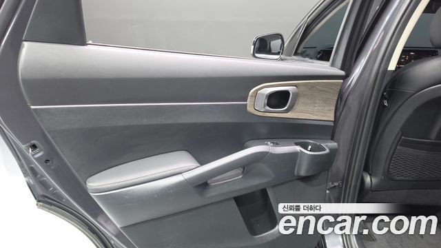 Kia Sorento 2022 — photo 15