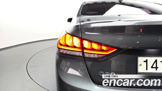 Genesis G80 2020 — photo 9