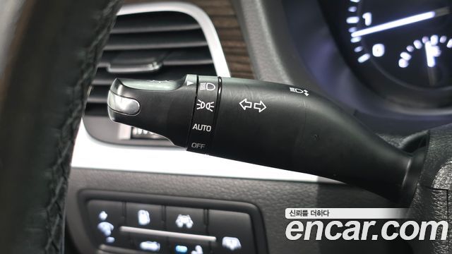 Genesis G80 2020 — photo 27