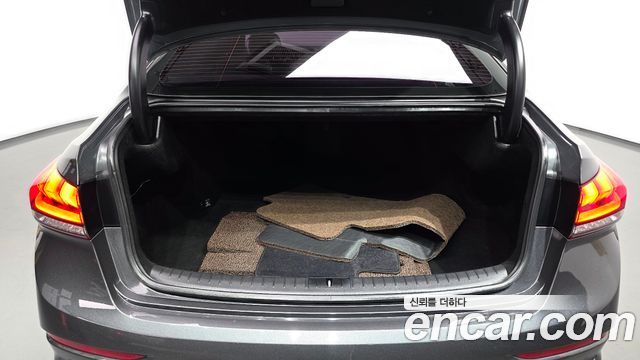 Genesis G80 2020 — photo 34