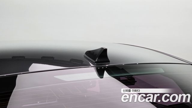 Genesis G80 2020 — photo 35