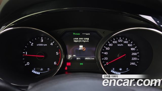Kia Canival 2018 — photo 8