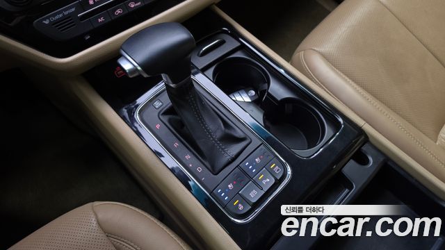 Kia Canival 2018 — photo 9