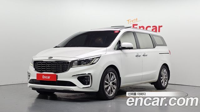 Kia Canival 2019 — photo 1