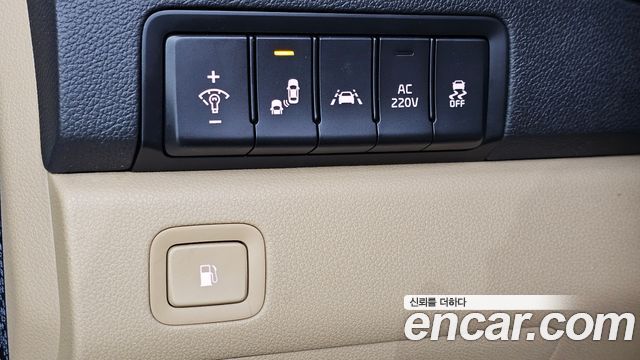 Kia Canival 2019 — photo 17