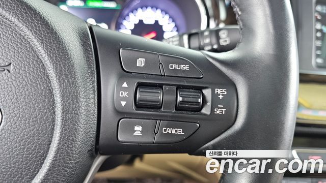 Kia Canival 2019 — photo 20