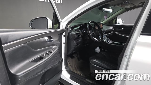 Hyundai Santafe 2022 — photo 13