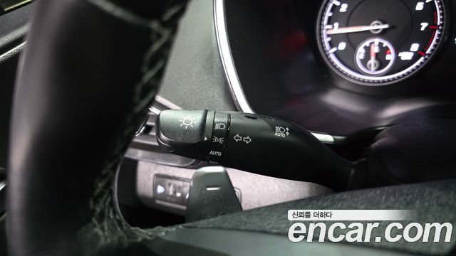 Hyundai Santafe 2022 — photo 28