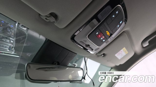 Hyundai Santafe 2022 — photo 31