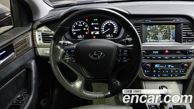 Hyundai Sonata 2015 — photo 12