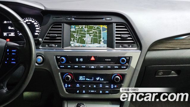 Hyundai Sonata 2015 — photo 14