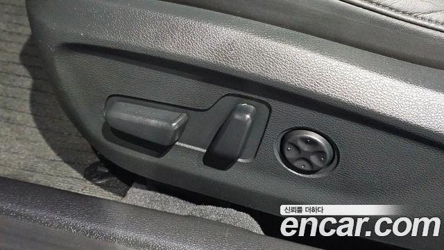 Hyundai Sonata 2015 — photo 17