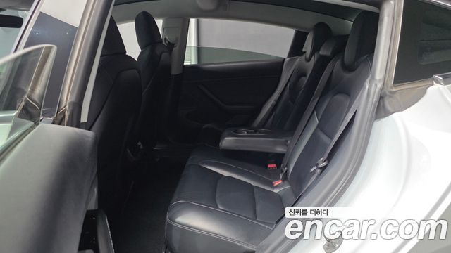 Tesla Model 3 2020 — photo 18