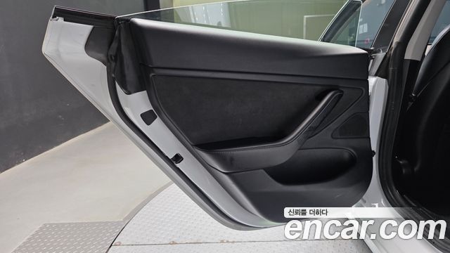 Tesla Model 3 2020 — photo 15