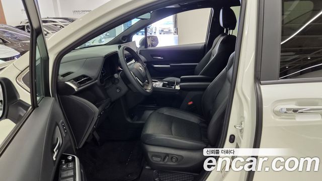 Toyota Sienna 2025 — photo 10