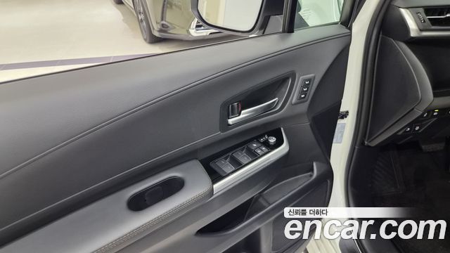 Toyota Sienna 2025 — photo 12
