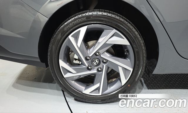 Hyundai AVANTE 2026 — photo 5