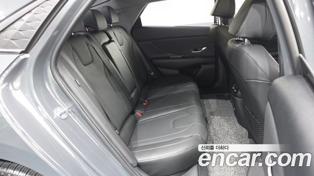 Hyundai AVANTE 2026 — photo 18