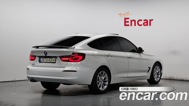 BMW Gran Turismo 2018 — photo 2