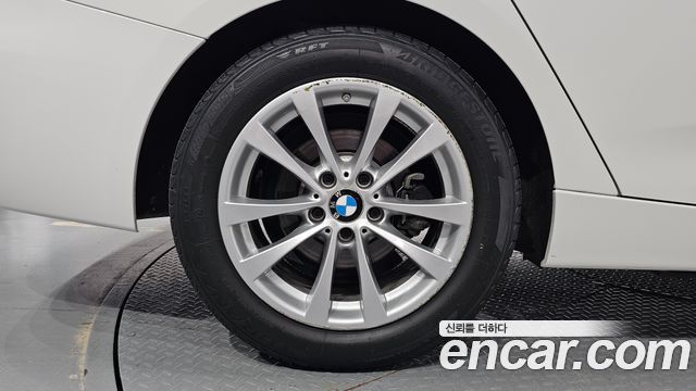 BMW Gran Turismo 2018 — photo 7