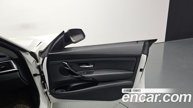 BMW Gran Turismo 2018 — photo 14
