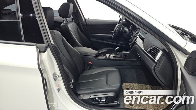 BMW Gran Turismo 2018 — photo 16
