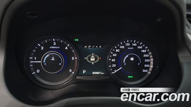 Hyundai Grandeur 2016 — photo 11