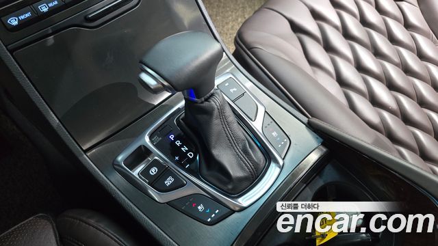 Hyundai Grandeur 2016 — photo 12