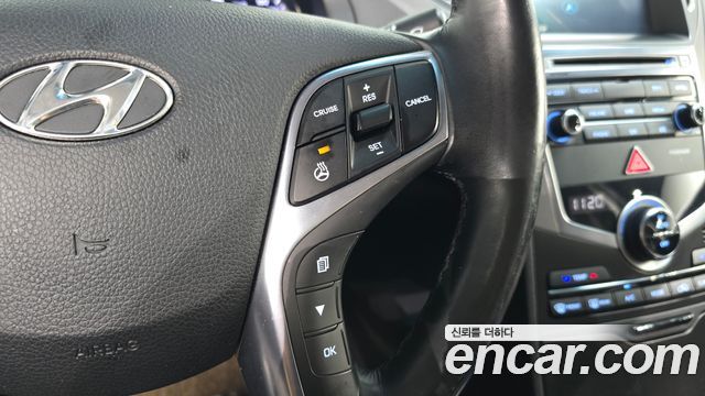Hyundai Grandeur 2016 — photo 25