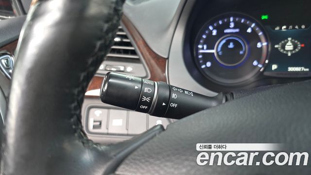Hyundai Grandeur 2016 — photo 31