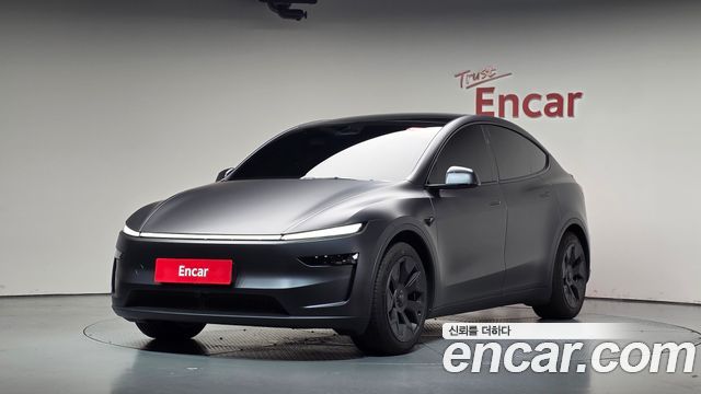 Tesla Model Y 2026 — photo 38