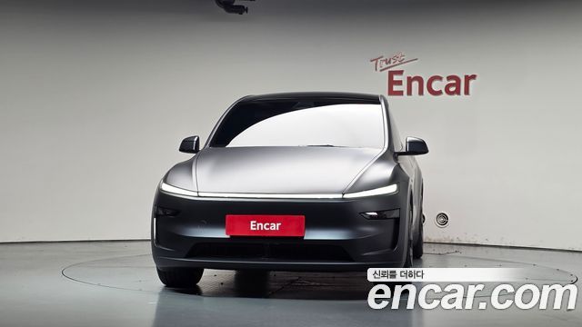 Tesla Model Y 2026 — photo 3