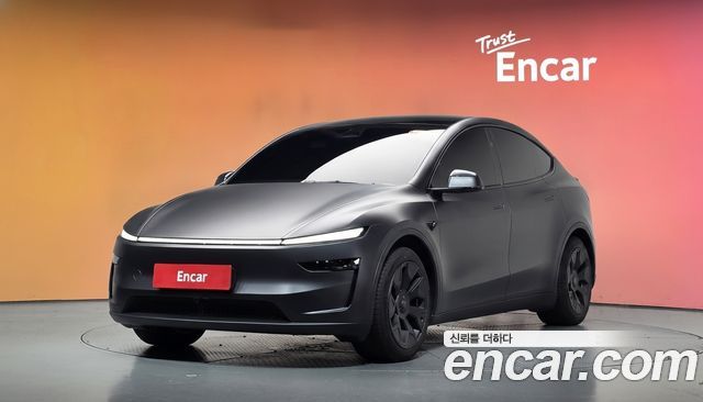 Tesla Model Y 2026 — photo 1