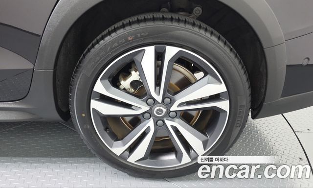 Volvo V60 2021 — photo 7