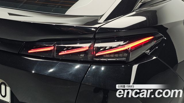 Peugeot 408 2023 — photo 9