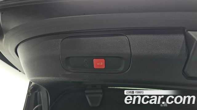 Peugeot 408 2023 — photo 27