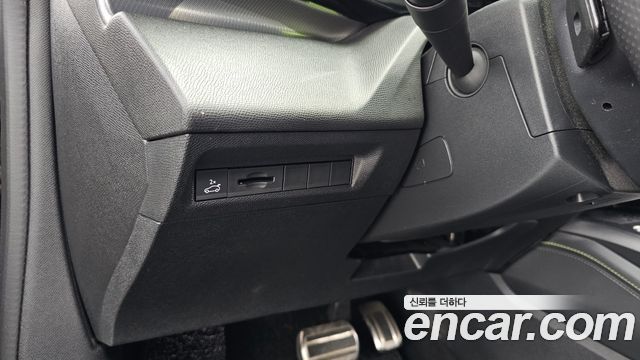 Peugeot 408 2023 — photo 38