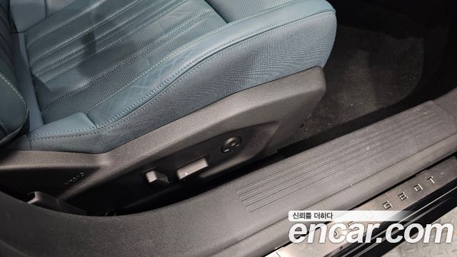 Peugeot 408 2023 — photo 41
