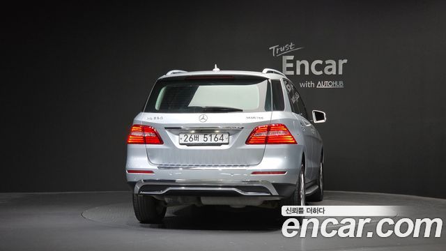 Mercedes-Benz M-class 2014 — photo 4