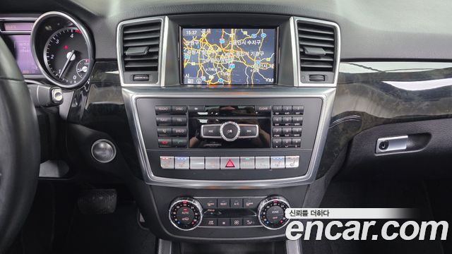 Mercedes-Benz M-class 2014 — photo 19