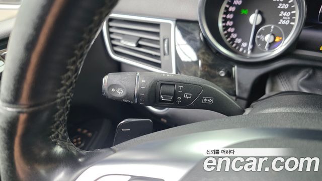 Mercedes-Benz M-class 2014 — photo 23
