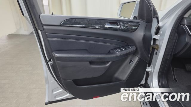 Mercedes-Benz M-class 2014 — photo 14