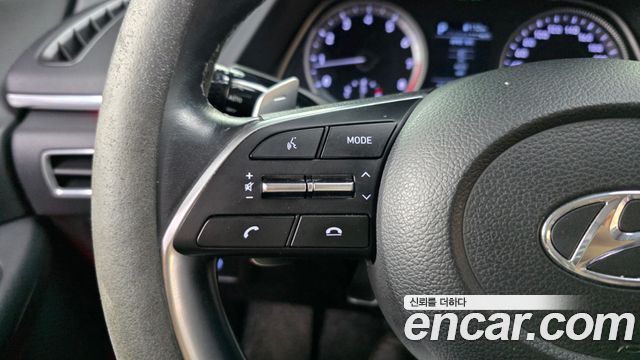 Hyundai Sonata 2020 — photo 28