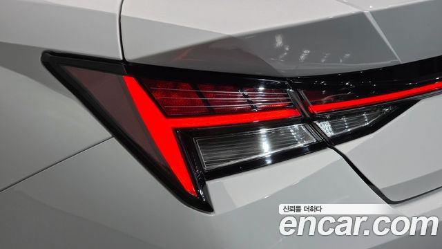 Hyundai AVANTE 2021 — photo 9