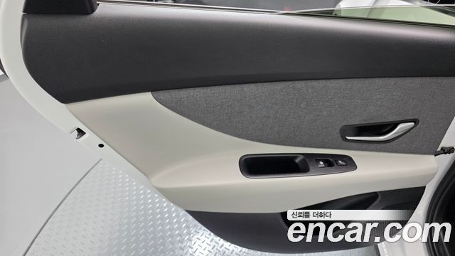 Hyundai AVANTE 2021 — photo 15
