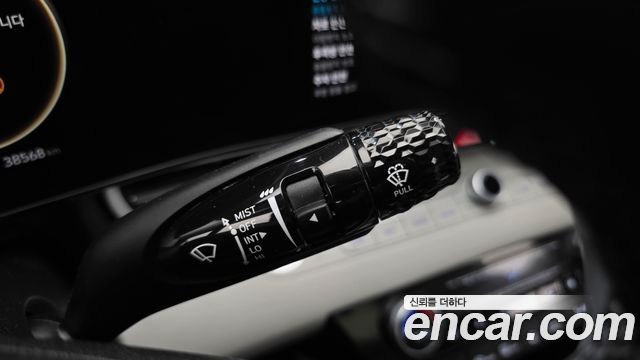 Hyundai AVANTE 2021 — photo 28