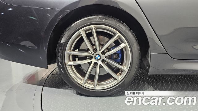BMW 5-Series 2017 — photo 5