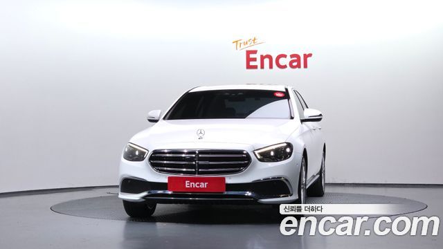 Mercedes-Benz E-Class 2021 — photo 3