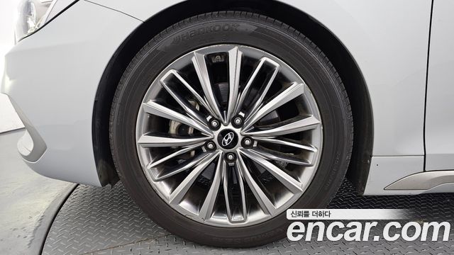 Hyundai Grandeur 2017 — photo 5