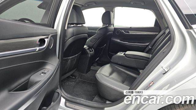 Hyundai Grandeur 2017 — photo 18